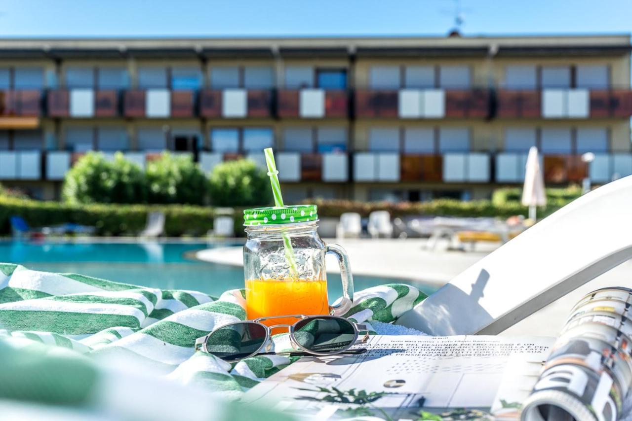 Hygge Family Apartment - One Step Away From The Lake!!! Sirmione Extérieur photo