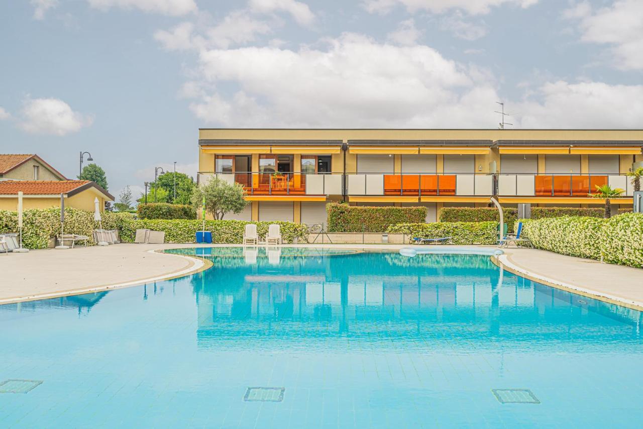 Hygge Family Apartment - One Step Away From The Lake!!! Sirmione Extérieur photo