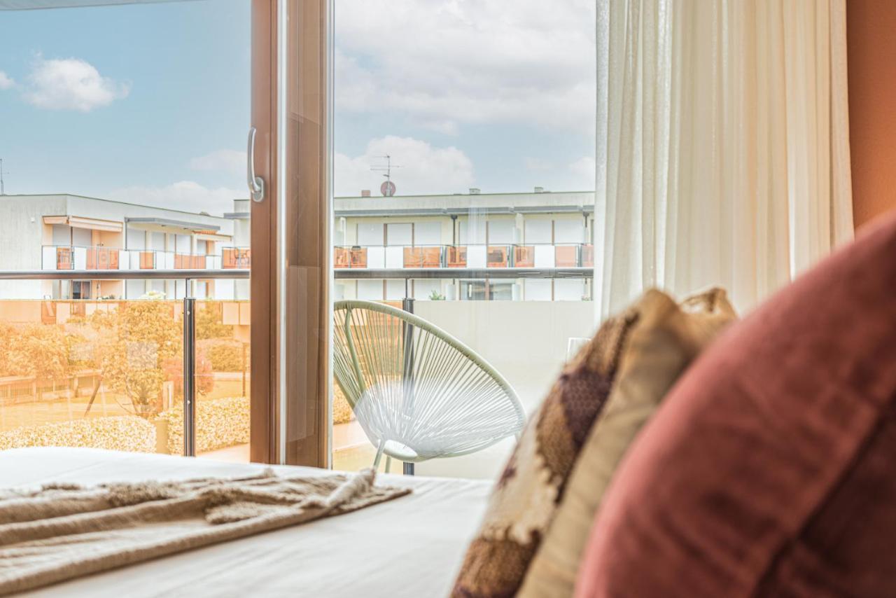 Hygge Family Apartment - One Step Away From The Lake!!! Sirmione Extérieur photo