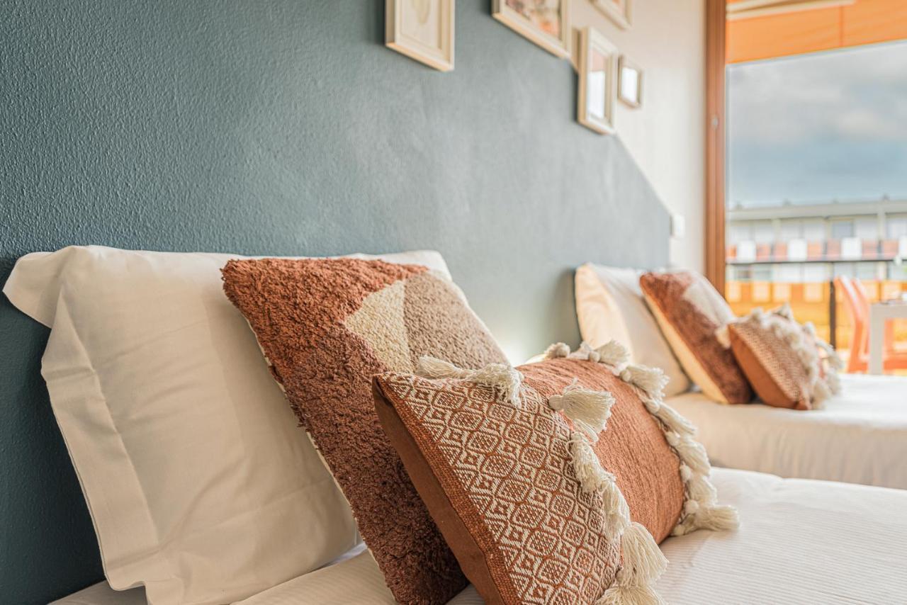 Hygge Family Apartment - One Step Away From The Lake!!! Sirmione Extérieur photo
